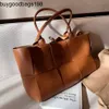 Arco Tote Bags Bottegvenetas handväskor äkta lädermärke stickning axel för kvinnor lyxig designer cross body väska söt säck huvudsatchel2238