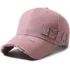 Ball Caps 2024 Vintage Hole Design Women Baseball Hat Kobiet Snapback Cap Fashion Regulowane Hats Tata dla mężczyzn Gorras