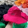 Luxury Bucket Hat Wide Brim Hats Designer Bucket Hat Beach Hat Sun Protection Cap Mens Women Canvas Denim Basin Hats Summer Sun Hat With Justerable Chin Strap Hat 841
