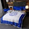 Conjuntos de cama de designer azul real com letra v impressa queen king size capa de edredão quarto primavera designer lençol fronhas de seda cetim capas de edredom de luxo 4 peças