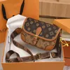 Vintage merk kleine schoudertassen voor dames flap PU lederen mode crossbody tas ontwerper handtas