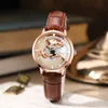 Womens Luxury Simple Rotary Deer заставляет вас высоко модные стальные водонепроницаемые Quartz Watch B7