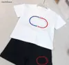 Nuove tute per bambini tuta estiva per bambini Taglia 90-160 Stampa logo multistrato a contrasto vestiti per bambini T-shirt e pantaloncini Jan20