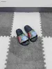Новые детские тапочки. Детская обувь с красочным цветочным принтом, размеры 26–35. В комплект входят дизайнерские летние сандалии для мальчиков и девочек, 20 января.