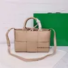 Shopping Designer Qualité Sacs Bandoulière Divani Arco Luxe Tissé Haute Sacs À Main Sac En Cuir Épaule Mini Banlieue Fourre-Tout