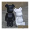 Giochi cinematografici 28 cm 400% The Bearbrick Pvc Evade Colla Orso Nero E Figure Bianche Giocattolo Per Collezionisti Opera D'arte Modello Consegna Di Goccia A Dhjve