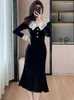 Robes décontractées 2024 velours noir chic dentelle blanche col de poupée robe midi femmes élégantes à volants mermad coréen vintage luxe