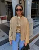 Jaqueta bomber de lantejoulas douradas brilhantes adequada para mulheres soltas com decote em O mangas compridas bolsos de botão jaqueta brilhante 2024 roupas de rua femininas da moda 240123