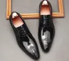 Italie 7677 hommes Alligator Business Robe Patent Le cuir breveté Fête à la main Mariage de mode en cuir authentique Chaussures pointues à lacets