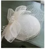 Berretti 2024 Retro Fascinator Cappello Fermagli per capelli Eleganti signore Applique in pizzo Bowknot Perla Sposa Velo da sposa Copricapo