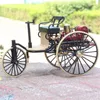 1 12 1886 Benz Patente Liga Automotiva Clássico Carro Triciclo Modelo Diecasts Metal Brinquedos Retro Modelo de Carro Série de Simulação para Crianças 240123