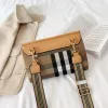 الأزياء Crossbody مصممة حقائب مخططة النقيض عارضة الكتف الكتف حقيبة قطرية متعددة الاستخدامات المحافظ الفاخرة حقائب اليد CSG2401237 2024