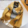 Louisely Viutonly Wholesale Winter Designer Scarf Factory Luxury V Scarves For Women Cashmere Wool Mens Long Shawl Fashion Classic Letter Cashmere Scarves