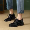 Klädskor aiyuqi loafers kvinnlig brittisk stil 2024 strappy vår vintage fyrkantig tå oxford