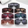 2024 Neue Stil Sonnenbrille für Frauen Unisex Designer Goggle Strand Sonnenbrille Retro Kleine Rahmen Design Uv400 Ohne Box Optional