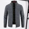 Pulls pour hommes Hommes Automne Hiver Veste Tricot Épaissi Crochet Col Stand Chaud Doux Fermeture À Glissière Poches À Manches Longues Cardigan Occasionnel