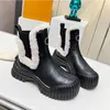 2024 디자이너 Shearling Ruby Flat Ankle 부츠 겨울 여성 스웨이드 송아지 가죽 발목 부츠 둥근 발가락 부츠 둥근 검은 부츠 Bicolor 레이스 루비 부츠 레인저 모피 신발 크기 35-41