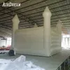 Casa de salto branco comercial por atacado Castelo inflável inflável explodir moonwalk Jumping Bouncer casas para adultos e crianças jumper para festa de casamento com ventilador