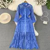 Sıradan Elbiseler Sonbahar Kadınlar Hook Çiçek Boş Düz Dantel Uzun Elbise Vintage Mavi/Kırmızı/Beyaz Stand Yakası Tek Göğüslü Parti Maxi Vestidos