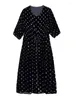 Casual klänningar kvinnor svart sammet polka dot midi klänning höst vinter tjock varm elegant chic 2024 koreansk vintage hepburn kväll