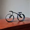 Estatuetas decorativas de acrílico minimalista, escultura de bicicleta, ornamento, personalidade, itens de decoração de mesa, presente de escritório, acrílico mínimo