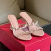 Clear Crystal Wedges mule tofflor bar färg läder glider sandaler högklackade tofflor höga klackar öppna tår slip-on glides för kvinnor lyxdesigner sandal 001