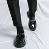 Dikke zolen verhoogde formele zakelijke lederen schoenen heren klassieke zwarte Britse mode paardengesp loafers lederen schoenen