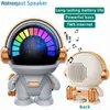 Taşınabilir Hoparlörler Yeni Kablosuz Bluetooth Astronot Hoparlör TWS Yuva Sevimli Masaüstü Uzay Robot Subwoofer Bluetooth Hoparlör Açık Hediye YQ240124