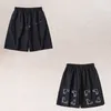 2022 Summer Fashion Brand Style White Cartoon Shorts Loose Casual Men's and Women's Love Pants Gym5339775