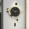 壁時計モダンラグジュアリージャイアントウォールクロックモダンデザインサイレントゴールドラウンドクロックメタルウォールアートウォールクロックリビングルームの家の装飾