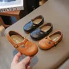 Leren schoenen voor babymeisjes Lente Koreaanse stijl Zachte antislip Ondiepe Mary Janes Ademende kinderen Flats voor school Schattig PU 240122