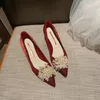 Sapatos de vestido 5cm moda beading cetim bombas sexy bloco saltos dama de honra mulheres vermelho 41 42 43