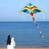 Kite Acessórios YongJian 1.5m Delta Kites Coloridos Com 10m Cauda Diversão Ao Ar Livre Esportes Coloridos Swallow Kite para crianças e audlts Praia brinquedos ao ar livre