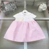 Girl Girl Dress جميل الحجم التنورة الطفل الوردي الحجم 90-160 مصمم رسالة طباعة فساتين الطفل
