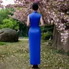 Abbigliamento etnico Moda ricamato lungo Cheongsam Retro Slim Fit Performance Abiti da festa Donna Elegante temperamento classico Qipao Vestidos