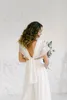 Bajkowe koronkowe suknie ślubne spodnie letnie suknie ślubne w stylu dekoltowe krótkie rękawice bajkowe sukienki ślubne