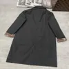 Women's Cape Designer Jacket, unisex stil, tvåsidig parka brittisk modebrev tryckt kappa