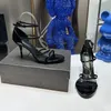 Sandalias de lujo Tacones de aguja Sandalias Diseñadores de charol Tacón de moda Negro con hebilla dorada Mujeres 8 cm 10 cm Zapato de vestir negro sexy Zapatillas de verano para mujer 35-40