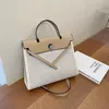 Bolsas de hombro Mujeres Elegantes Big Bag Fashion Calidad de cuero Faux Tote Damentas Diseñador Gran capacidad Crossbody 2022310c