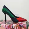 2024 Designer Femmes Chaussures À Talons Hauts Rétro Rose Imprimé Robe Rouge Chaussures 10cm Talon Aiguille Noir Bouts Pointus Satin Femme Pompes Mode Soirée Chaussure Lettre 35 ~ 42