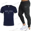 Tracki męskie 2023 Męskie litery Milano Print T-shirt Zestaw splotków z krótkim rękawem+spodnie dresowe garnitur czysty bawełniany miękkie topy spodnie uliczne t240124