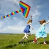 Kittillbehör Lätt flygning! Stor färgglad regnbåge drake lång svans nylon utomhus 30 m surf barn leksaker barn med drakar utomhus linje för barn