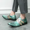 Новая тенденция Дизайнерские мужские очаровательные зеркальные кожаные туфли с острыми заклепками Мужские лоферы с ремешком-монах Платье Свадебная обувь для выпускного вечера