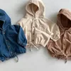 Kindermantel Frühling und Herbst Baby-Jeansjacke mit Kapuze für Jungen und Mädchen, Cord, langärmelig, lässig, 240122