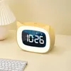 Horloges de table de bureau rechargelable Musique numérique Alarmoire numérique Lumière de nuit Touch sieste toujours affichage de bureau Affichage Horloge LED à double alarme 12 / 24h