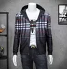 Vestes pour hommes Veste de station européenne hommes automne mode tendance plaid veste de baseball décontractée version coréenne coupe ajustée grande taille veste mince