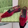 Toppkvalitet märke platt häl klänningskor kvinnor avslappnad plysch lyxdesigner skor fashionabla klassiska ankel remmen äkta läder lapptäcke sandaler