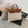 Bolsas de hombro Mujeres Elegantes Big Bag Fashion Calidad de cuero Faux Tote Damentas Diseñador Gran capacidad Crossbody 2022310c