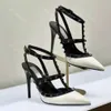 Luxury Slingbacks Heels Womens Designer Dress Shoes 10cm 6,5 cm High Heeled Sandals Rock Stud Platform Sandles Läder Pointy Peep Peeped Toes 35-42 med Box 10A