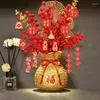 Fiori decorativi Decorazione dell'anno cinese Frutta a bacca rossa Colore dorato artificiale Foglie di eucalipto Piante da fiore Ornamenti del festival di primavera